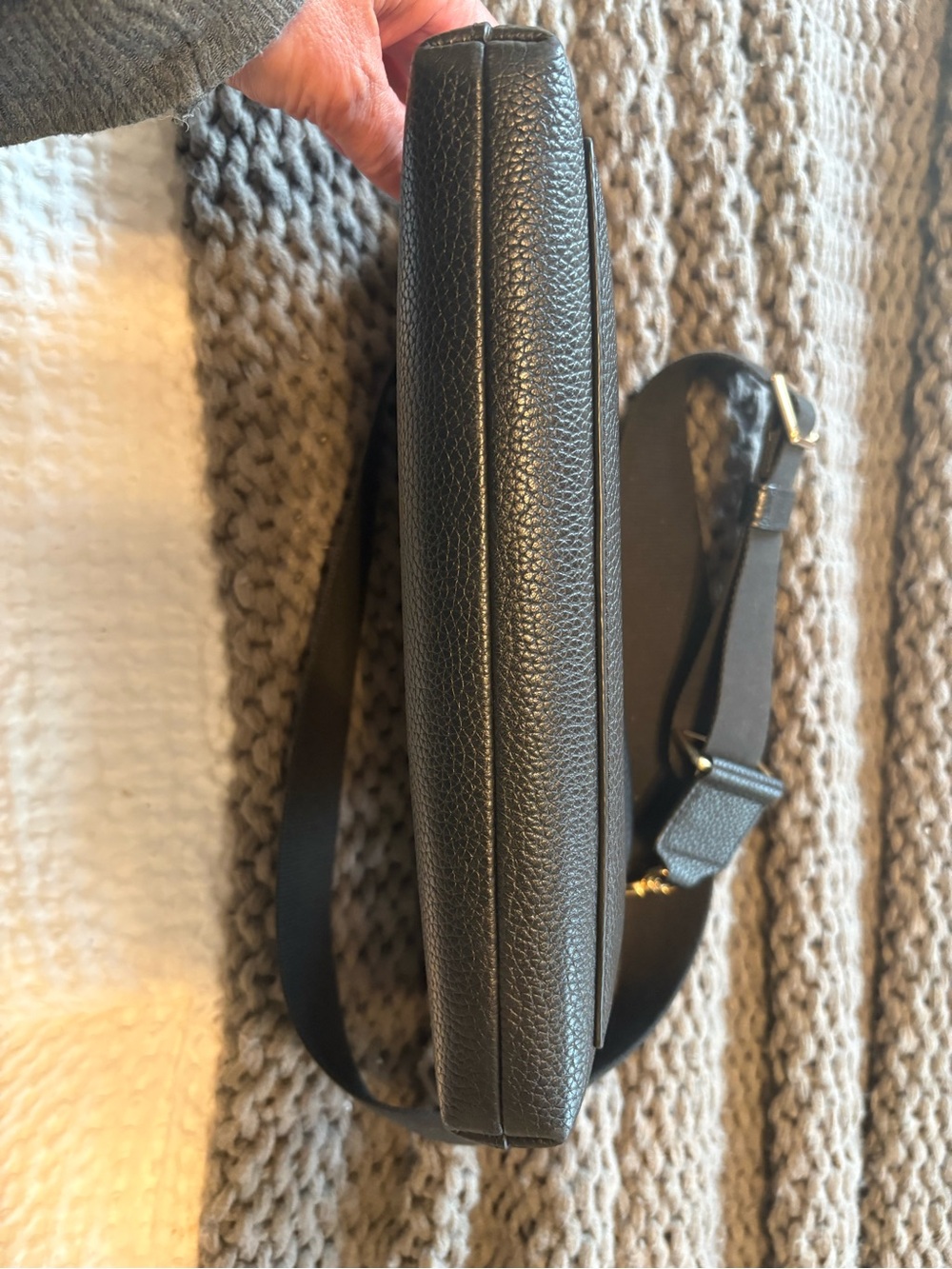 Tory Burch Black Pebbled Leather Logo Crossbody - Picture 8 of 8
